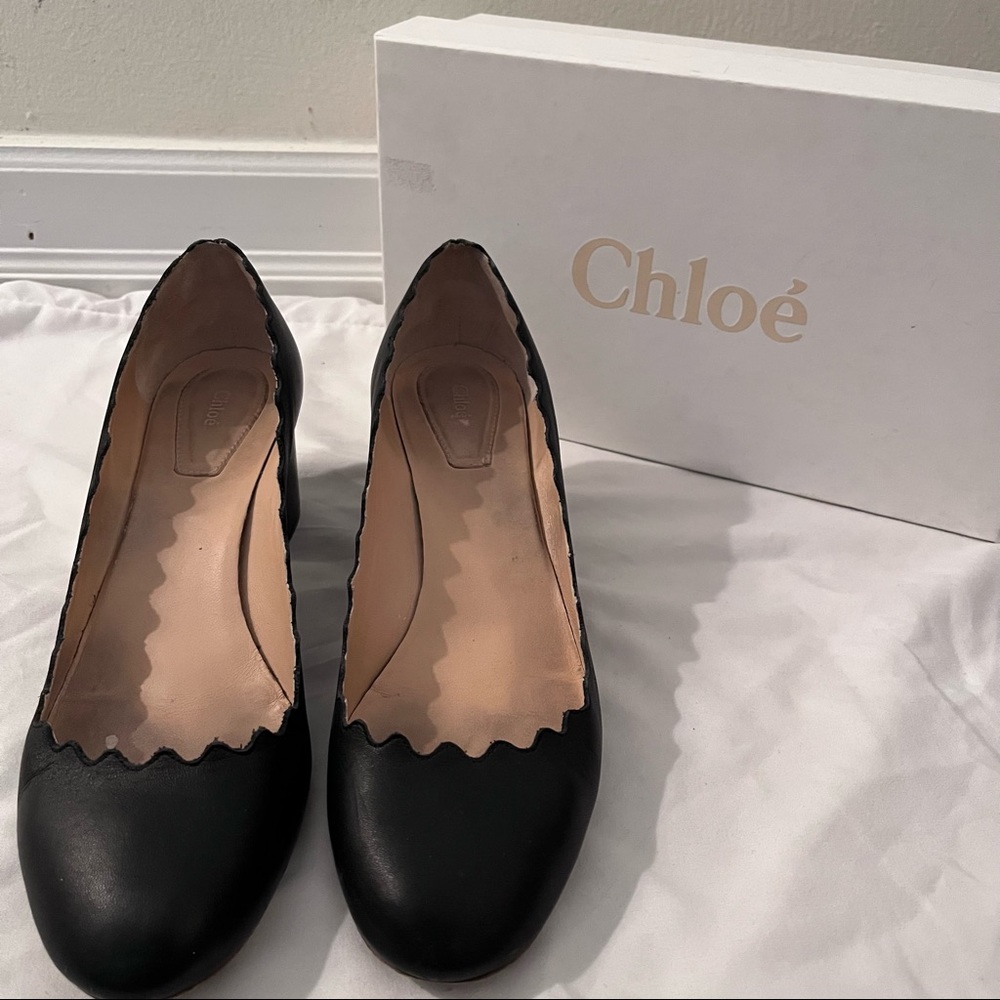 Chloe Scalloped Pumps